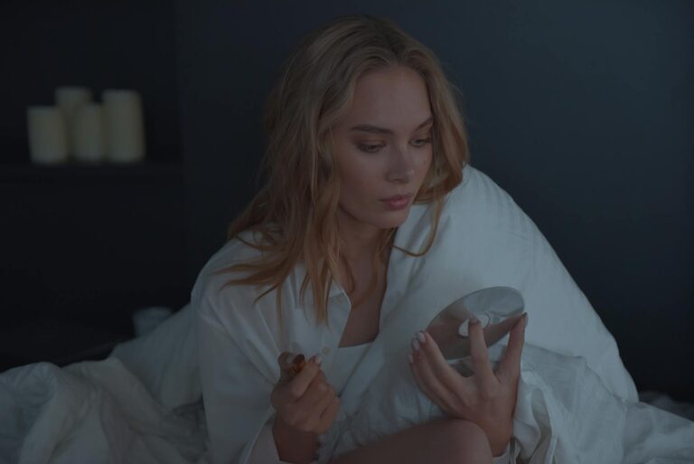 How to Create a Relaxing Playlist for Evenings